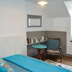 Cozy In Leon Sur Vezere With Wifi Dom wakacyjny *
